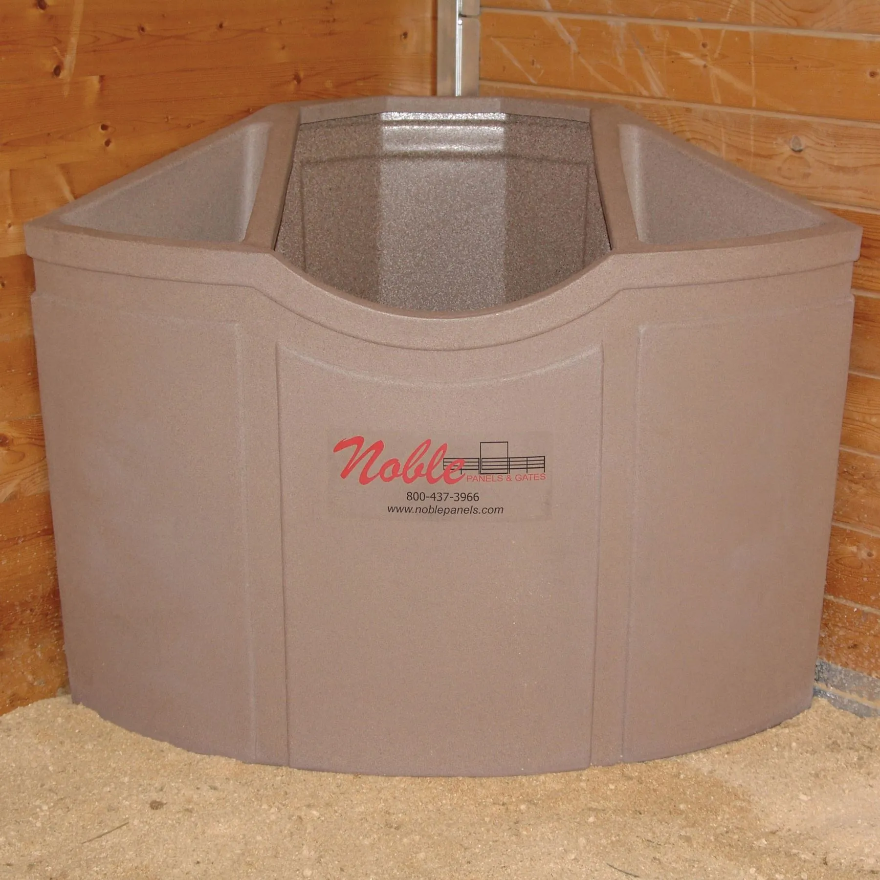 Noble Corner Feeder 2 Noble Corner Feeder - Image 2