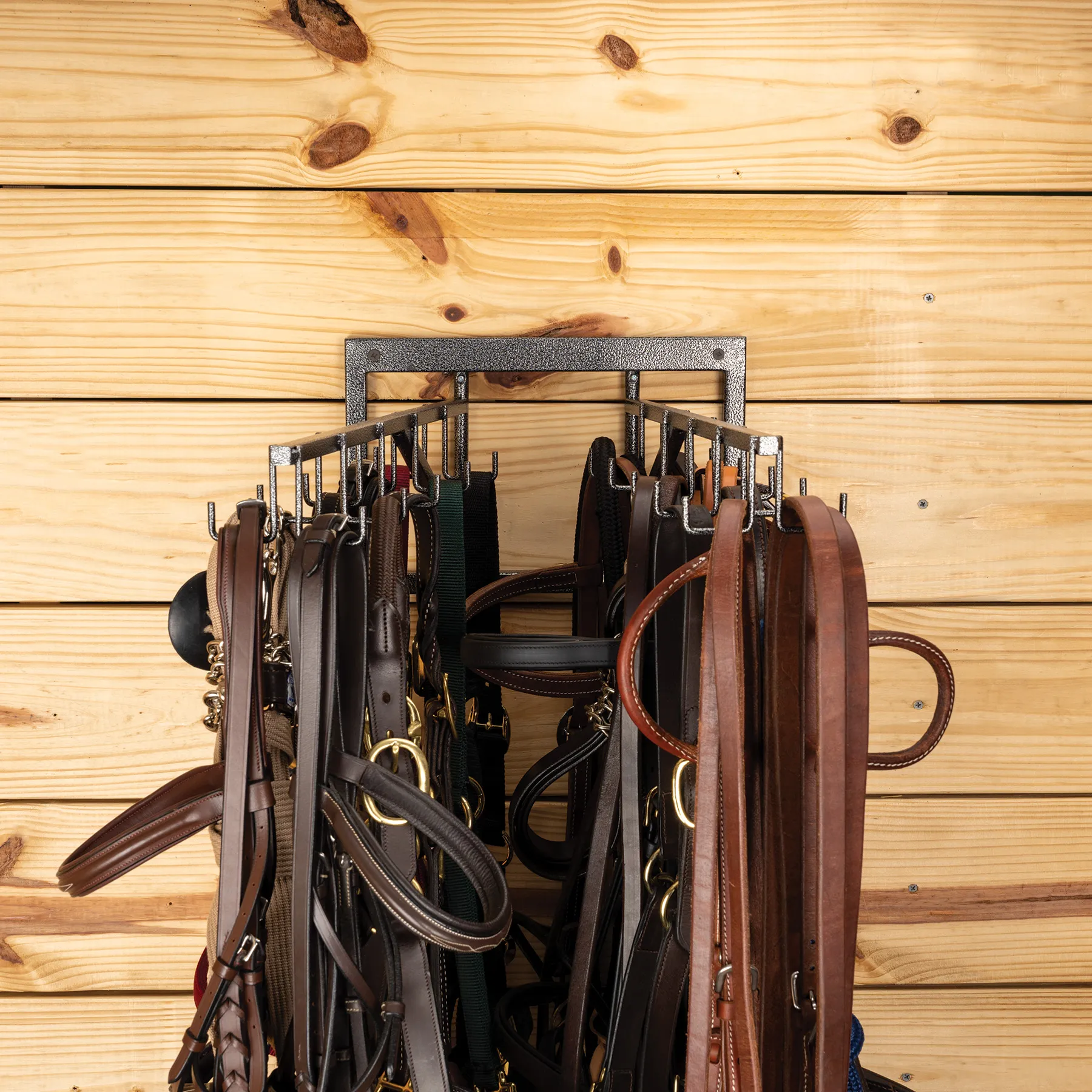 Easy-Up® Pro Swivel Mounted 20 Hook Bridle Rack 2 Easy-Up® Pro Swivel Mounted 20 Hook Bridle Rack - Image 2