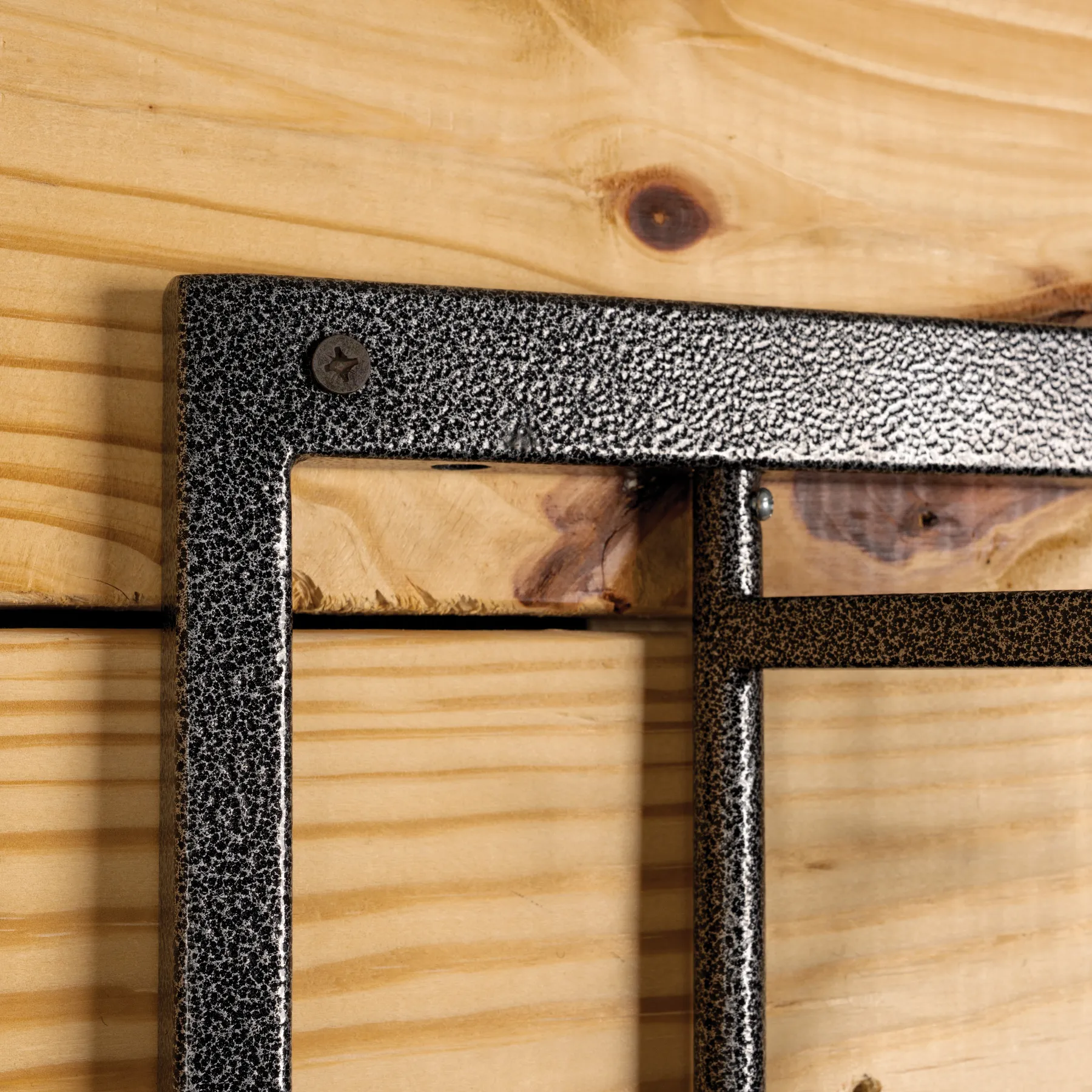 Easy-Up® Pro Swivel Mounted 20 Hook Bridle Rack 9 Easy-Up® Pro Swivel Mounted 20 Hook Bridle Rack - Image 9